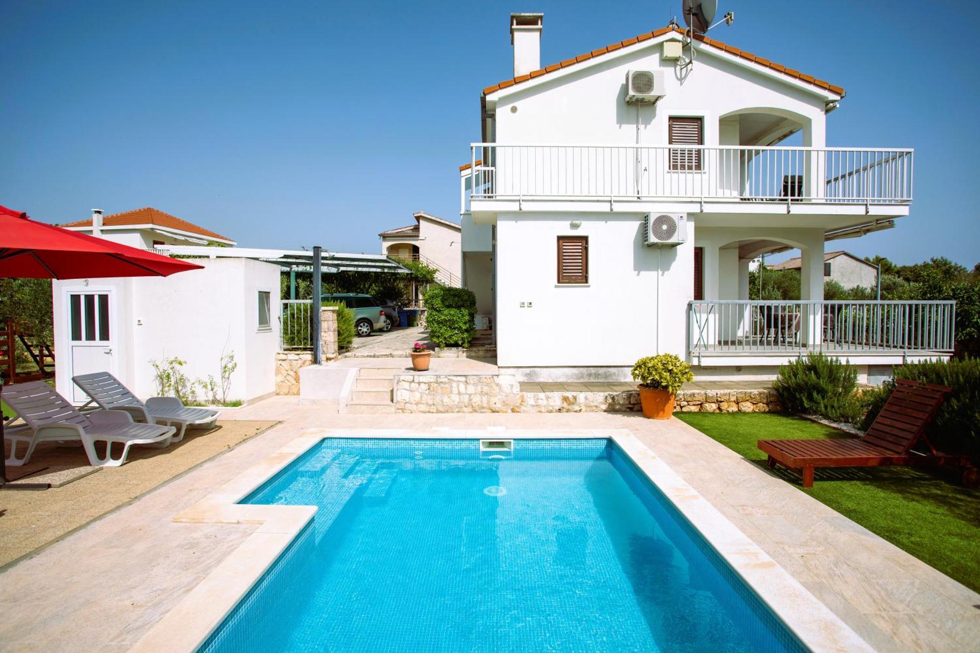 Holiday House Nena With Pool Vinisce Bagian luar foto