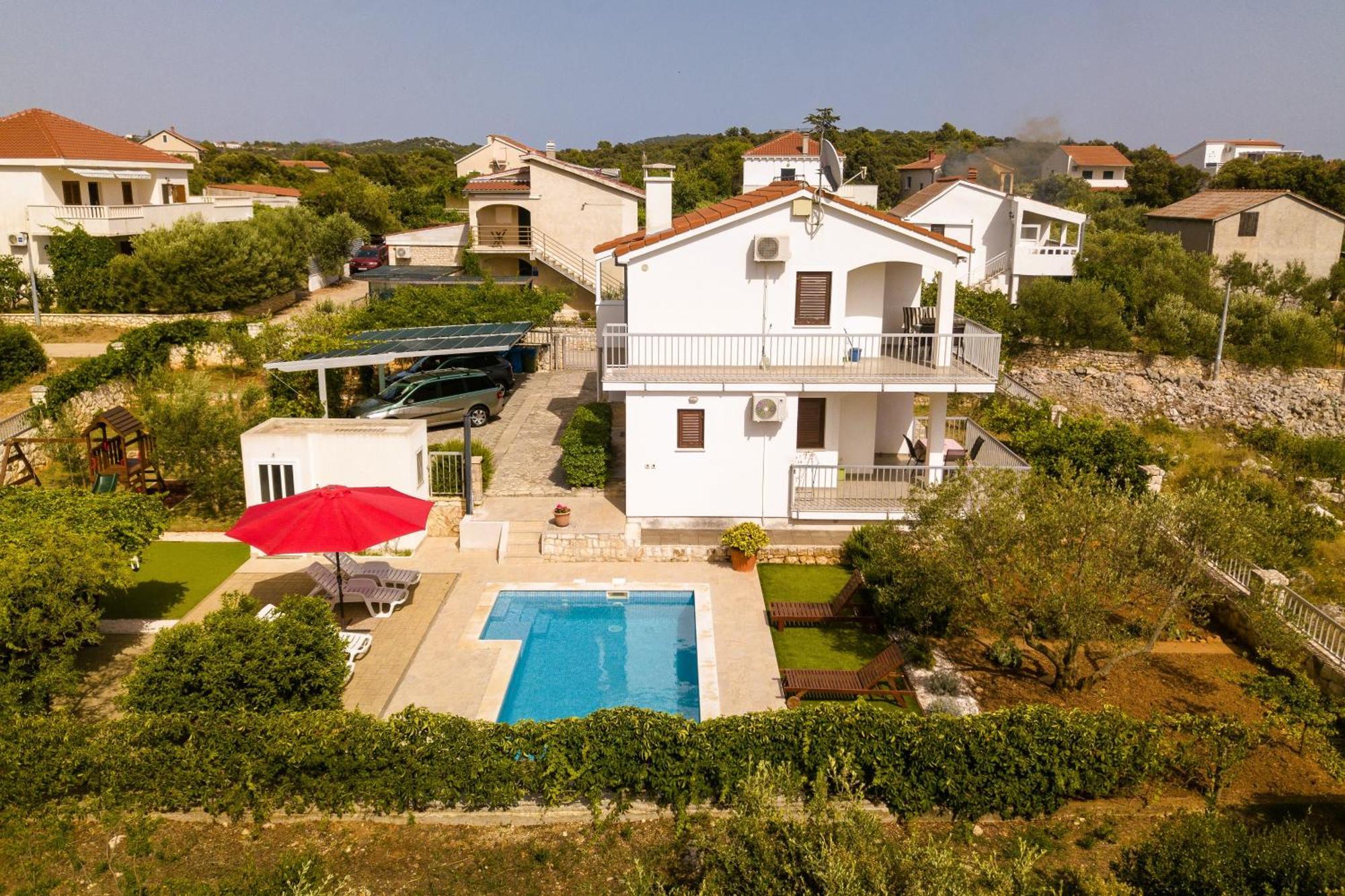 Holiday House Nena With Pool Vinisce Bagian luar foto